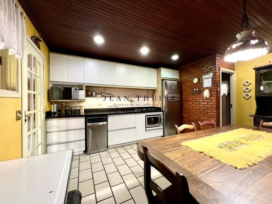 Casa à venda no bairro Colina Sorriso