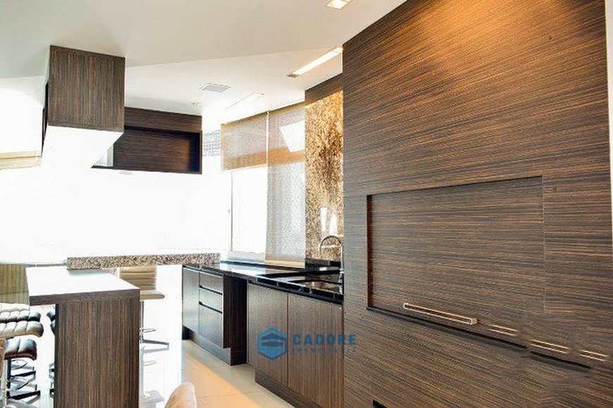 Cobertura duplex cinco suítes, em São Pelegrino