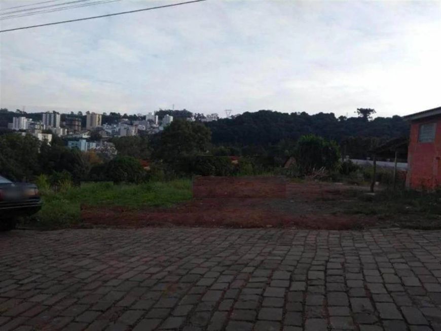 Excelente terreno plano no Bairro Colina Sorriso! Área: 12x32= 382,00m. Confira!