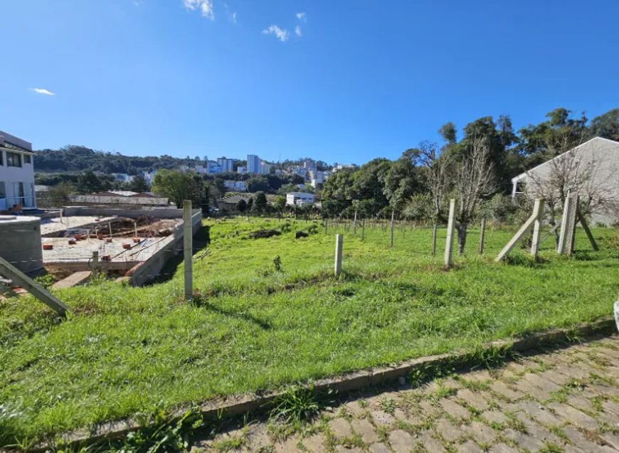 Excelente terreno plano no Bairro Nossa Senhora da Saúde! Orientação Solar: Norte! Área: 12,50x29,00