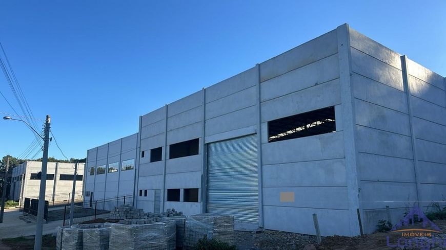 PAVILHÃO INDUSTRIAL/COMERCIAL