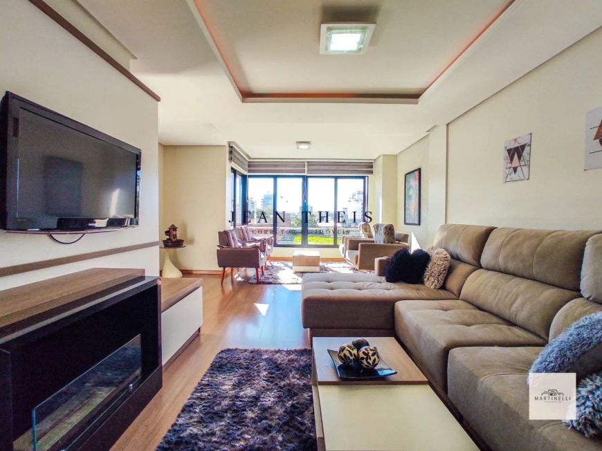 Apartamento Semi Mobiliado no bairro São Pelegrino