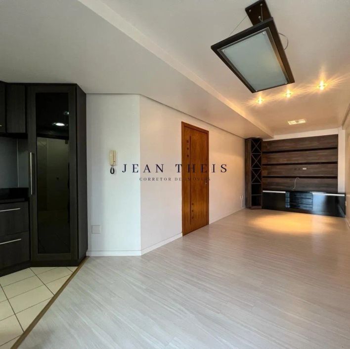 Apartamento à venda no bairro Desvio Rizzo
