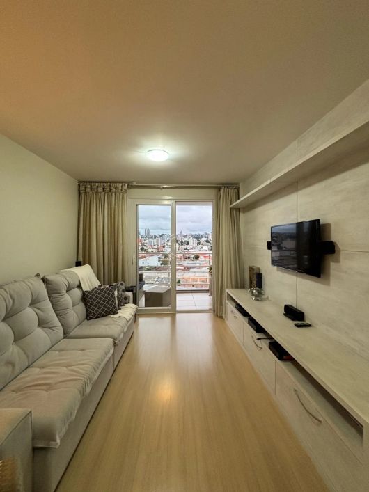 Apartamento semimobiliado no bairro Santa Catarina! São 102m² privativos &amp;amp;#10004;2 dormitórios s