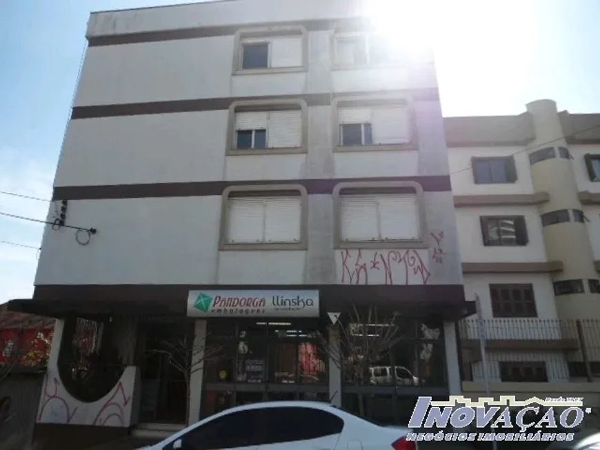 Sala Térrea / Loja comercial Panazzolo Caxias do Sul