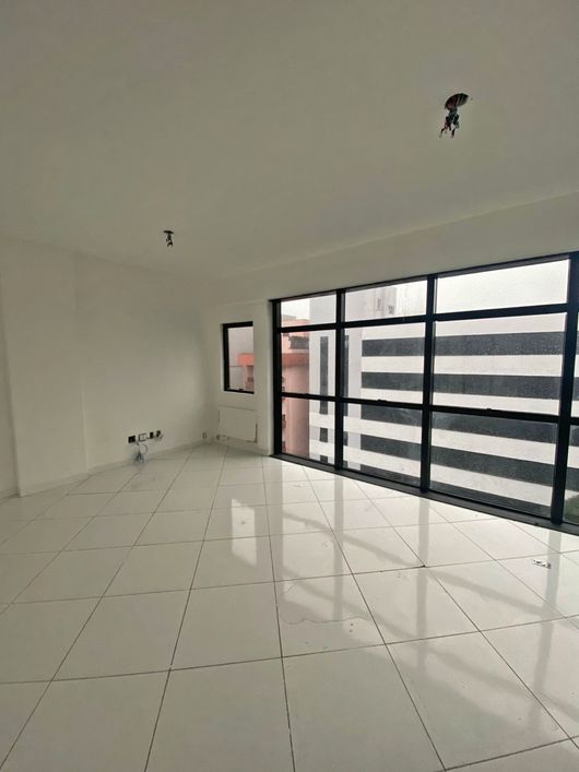 BENTOALVES aluga sala aérea próxima Hospital Pompéia, no Centro - Caxias do Sul - RS
