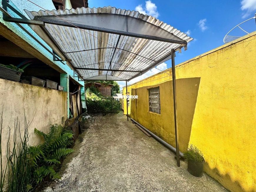 Casa no Desvio Rizzo
