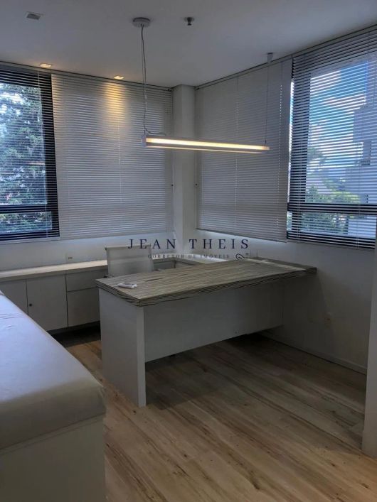 Sala comercial Mobiliada à venda no bairro Exposiç