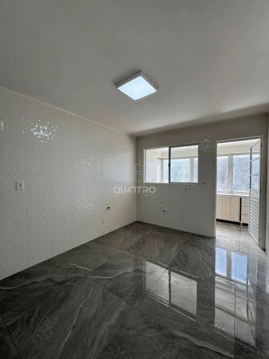 Apartamentos semi mobiliado, amplo, revitalizado, totalmente ensolarado