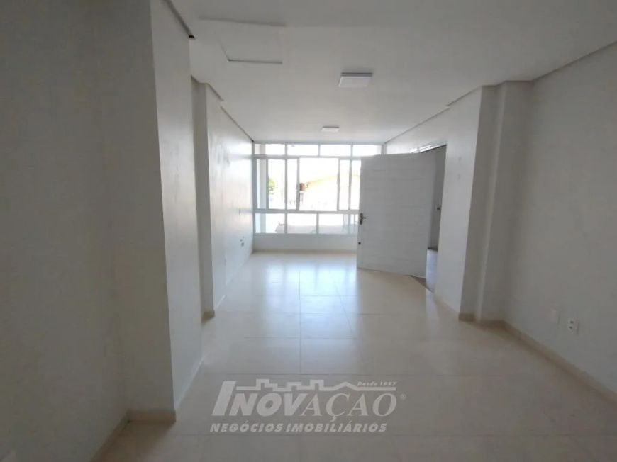 Sala Térrea / Loja comercial Desvio Rizzo Caxias do Sul
