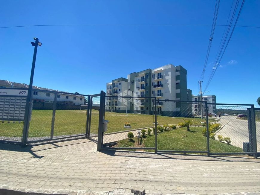 Apartamento à Venda no Bairro Santa Fé com 2 Dormitórios, sacada e vaga de Garagem coberta.