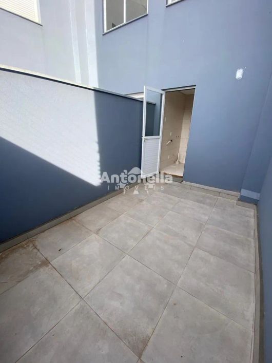 Apartamento com 2 Dormitorio(s) localizado(a) no bairro Ana Rech em Caxias do Sul / Ref.:6581