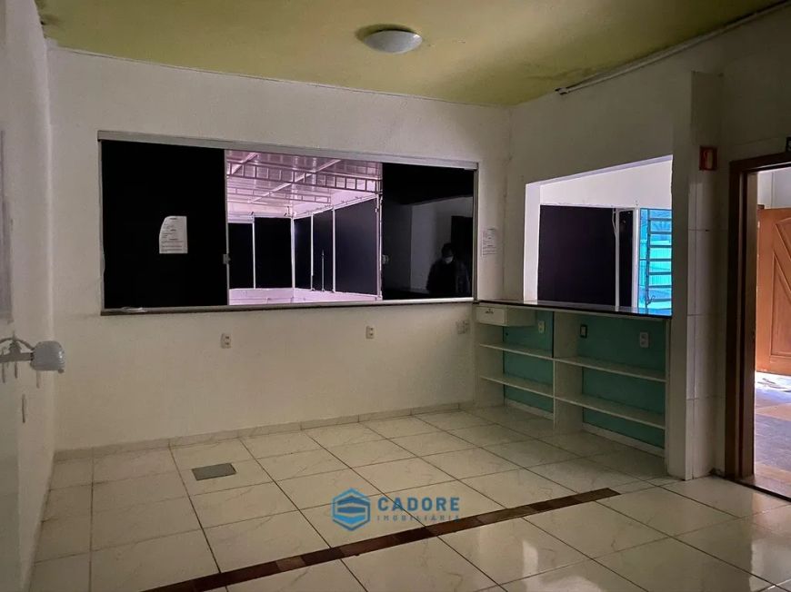 TERRENO COMERCIAL COM LOJAS NO BAIRRO EXPOSIÇÃO