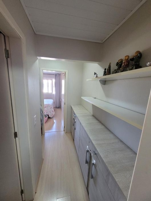 Venda de Sobrado em Caxias do Sul, bairro Vinhedos