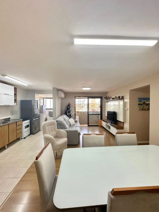 Apartamento semi mobiliado com muito sol pertinho do Shopping