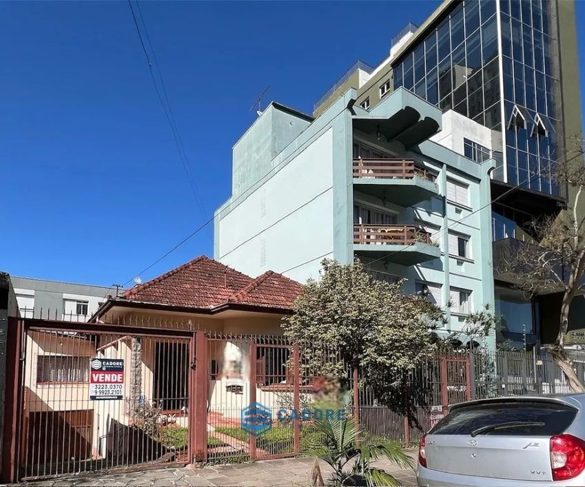 Casa mista a venda bairro Exposição