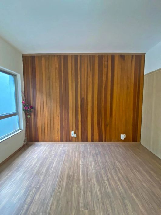 BENTOALVES aluga sala aérea com 38 m2, no Centro - Caxias do Sul - RS
