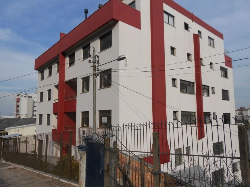 Venda de apartamento semimobiliado em Caxias do Sul, bairro Petrópolis