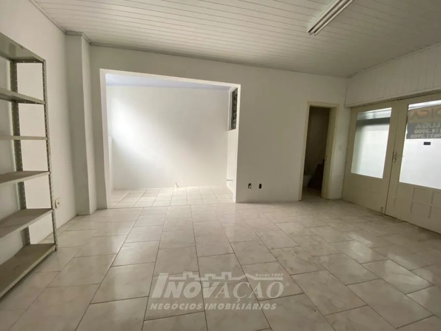 Sala Térrea / Loja comercial São Pelegrino Caxias do Sul
