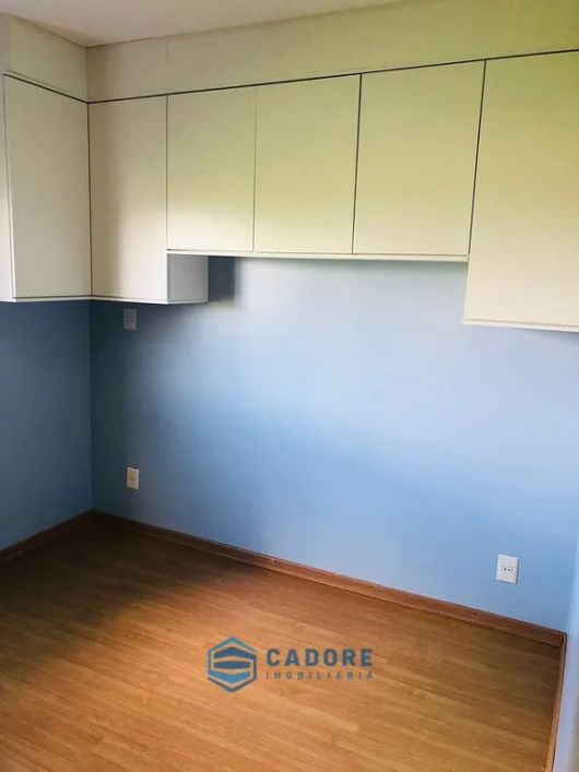 Apartamento semi mobiliado no bairro São Luiz