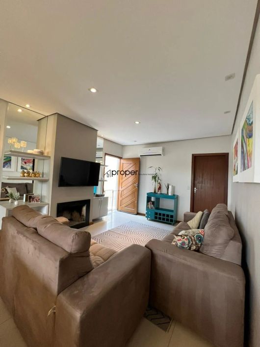 Excelente casa semi-mobiliada à venda no Liberdade - Pelotas/RS