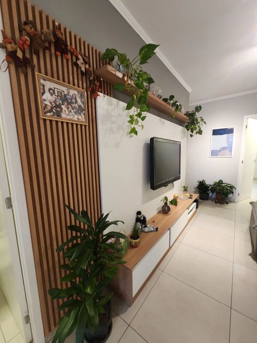 Encante-se com esta Casa Mobiliada no Moradas Club 1: 2 Dormitórios, 1 Suíte, Churrasqueira e Lazer