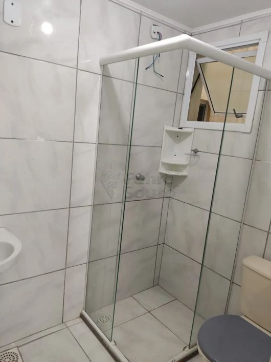 Apartamento a venda com 2 dormitórios e 1 banheiro, no condomínio Quinta do Vale.