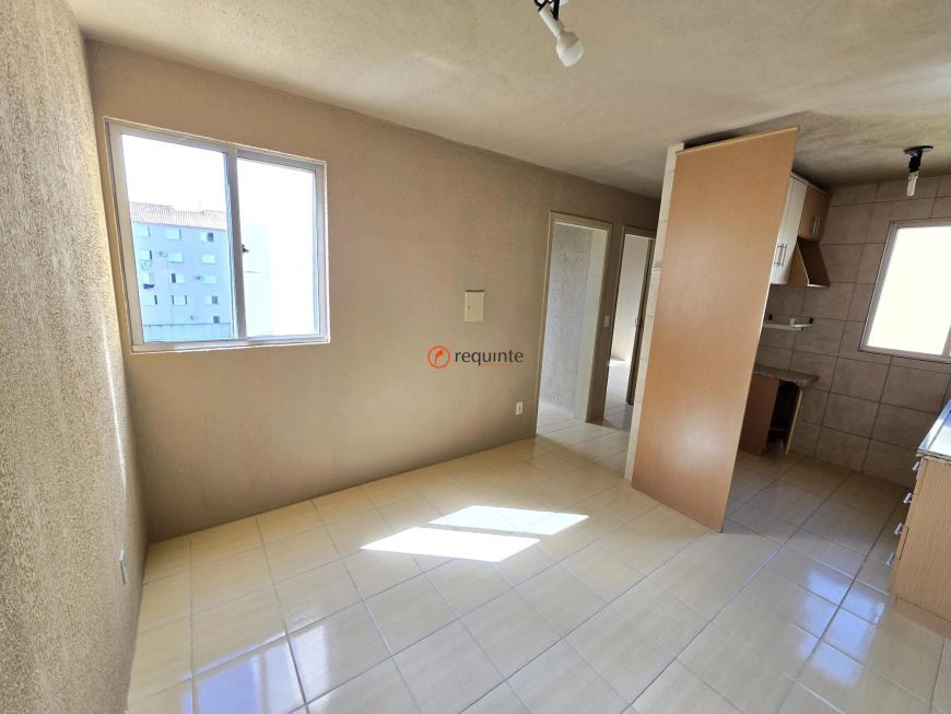 Apartamento dois dormitórios e garagem Fragata