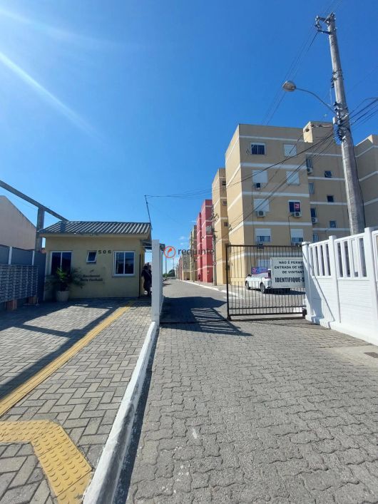 Requinte Imóveis Vende