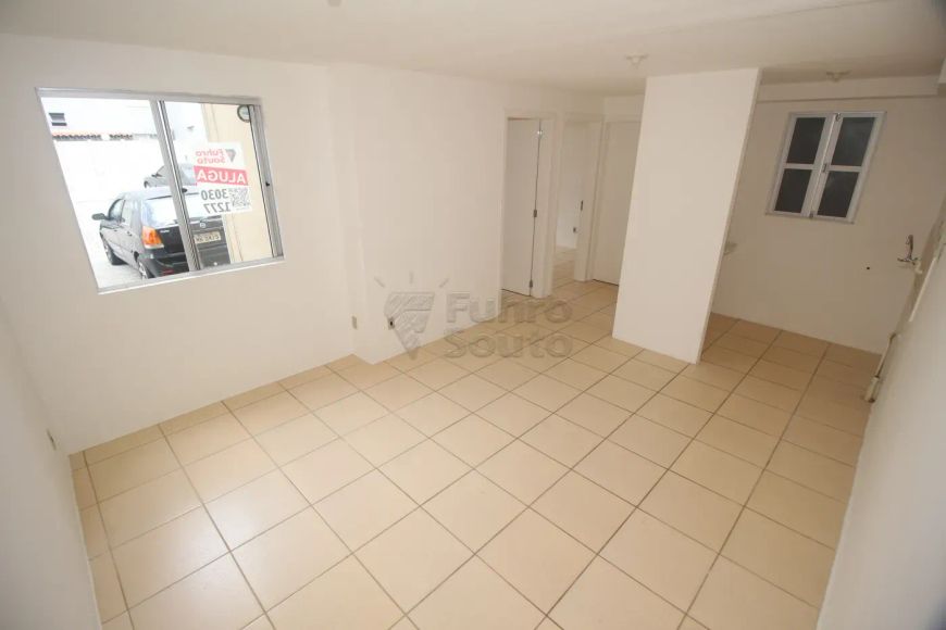 Apartamento de 2 Quartos no Edifício Residencial Praça dos Recreios