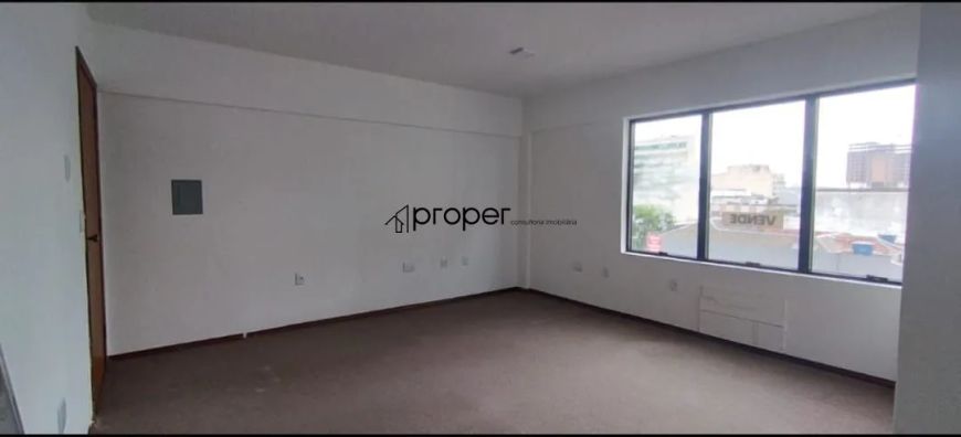 Ótima Sala Comercial à Venda - Centro - Pelotas/RS