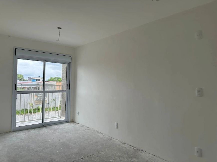 Apartamento à Venda no Aveiro Residencial Club, Fragata, Pelotas, RS: 2 Dormitórios, Sacada, Lazer