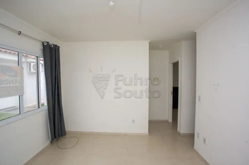 Casa Condomínio em Pelotas
