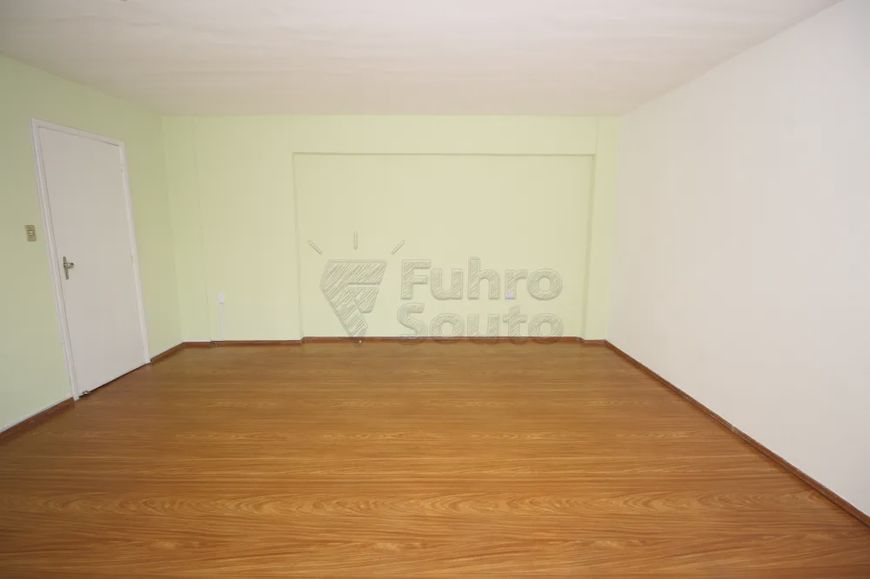 Comercial Sala em Condomínio em Pelotas