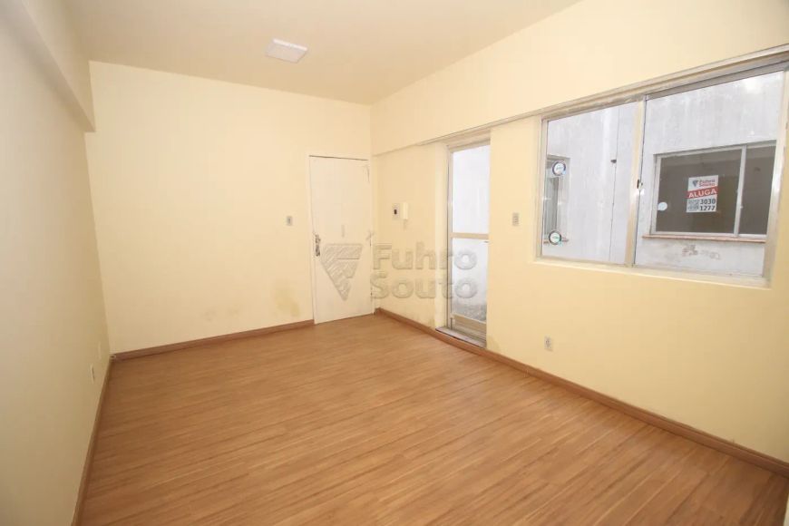 Sala Comercial no Centro de Pelotas - Localização Privilegiada e Excelente Estrutura!