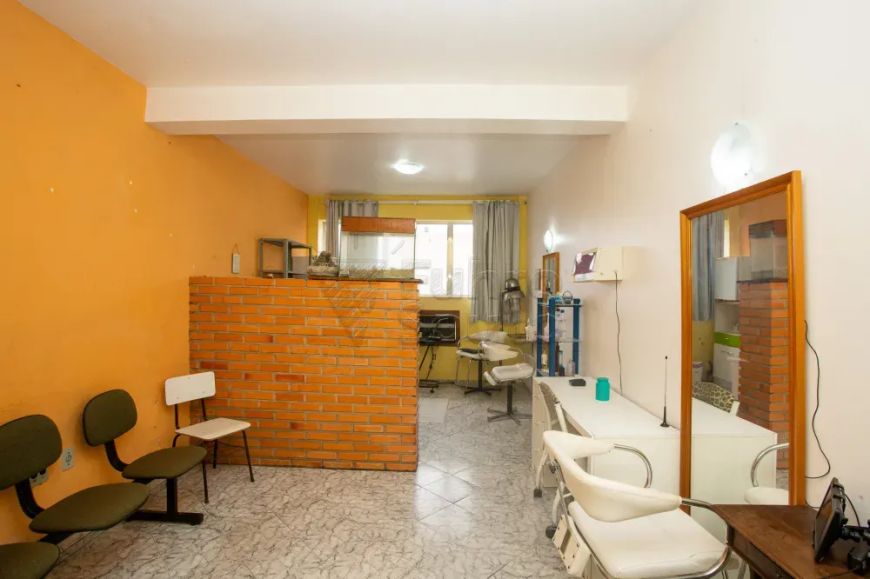 Comercial Sala em Condomínio em Pelotas