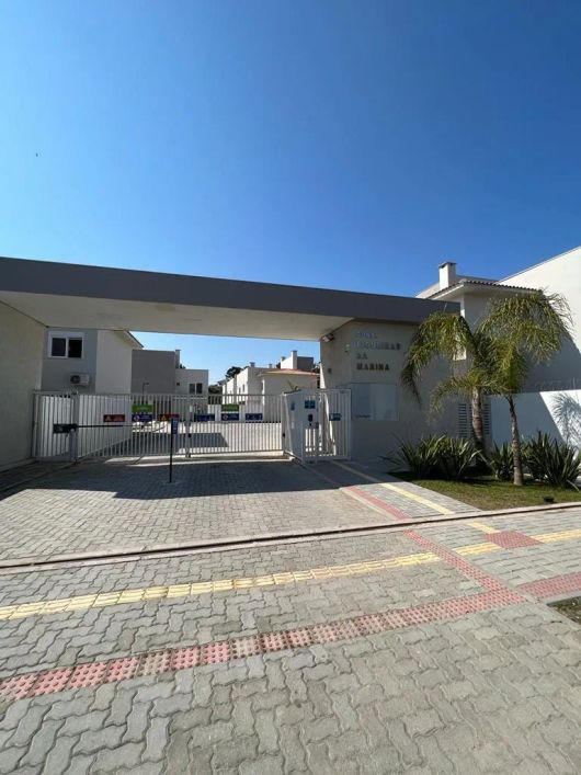 Sobrado à venda no Figueiras da Marina, Areal, Pelotas/RS, com 3 dormitórios, 3 suítes, 132 m² de á