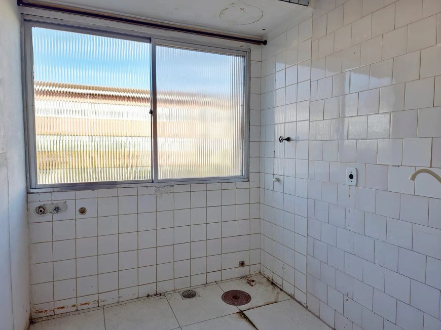 Apartamento com 2 dormitórios à venda por R$ 190.000 no Fragata em Pelotas/RS