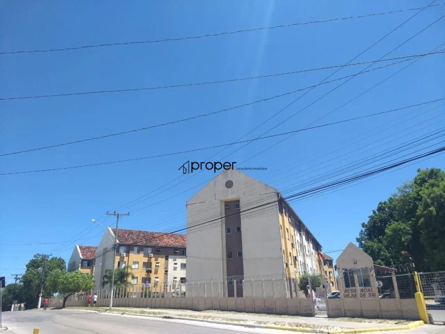 Apartamento com 2 dormitórios à venda, 50 m² por R$ 117.000,00 - Fragata - Pelot