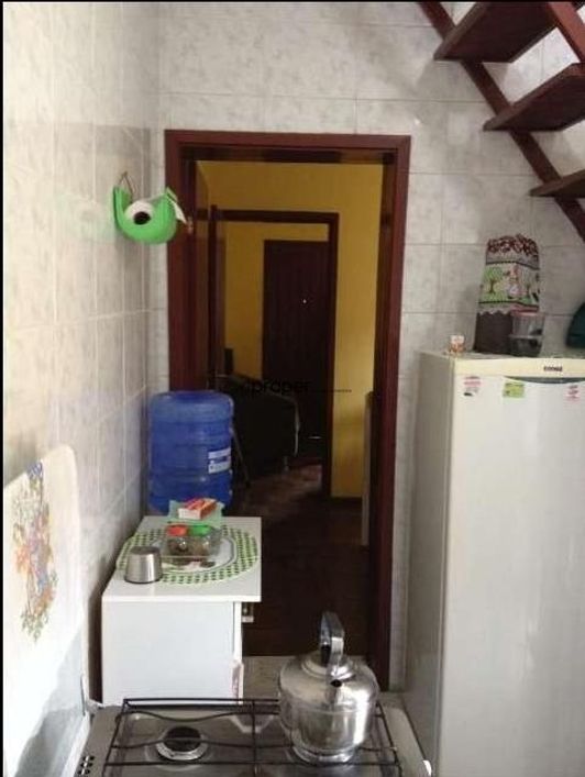 Sobrado com 1 dormitório à venda, 60 m² - Porto - Pelotas/RS