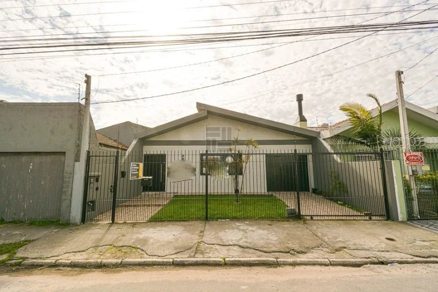 Casa à Venda Três Vendas