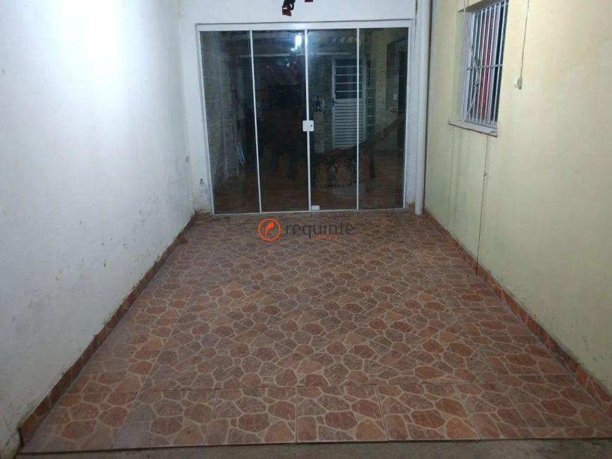 99048 - Requinte Oferece: Casa, 3 dorm, 4 vagas - R$ 480.000,00