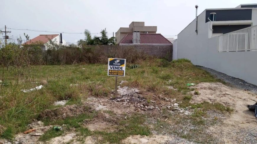 Terreno à venda no Bairro Liberdade Areal, Pelotas, RS, com área total de 195 m², ideal para constr