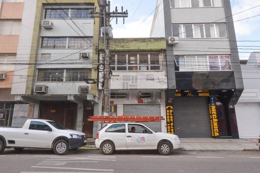 Sala comercial à venda no centro de pelotas