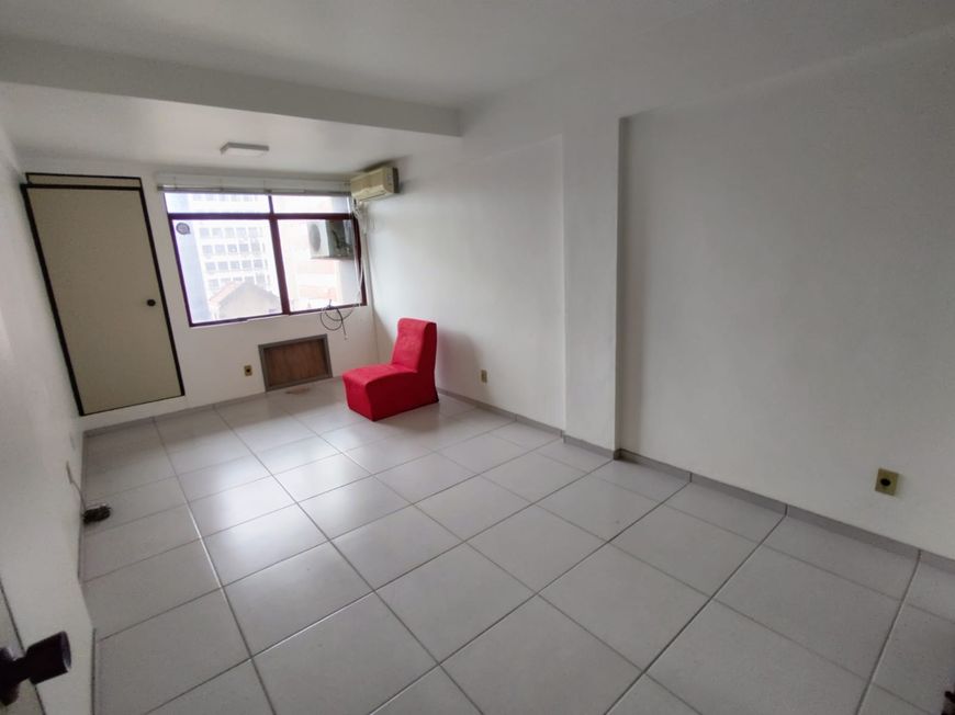 Ótima Sala Central - Andar Alto