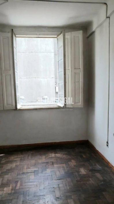 Sala comercial central