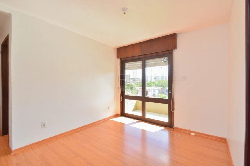 Apartamento à venda no bairro Três Vendas