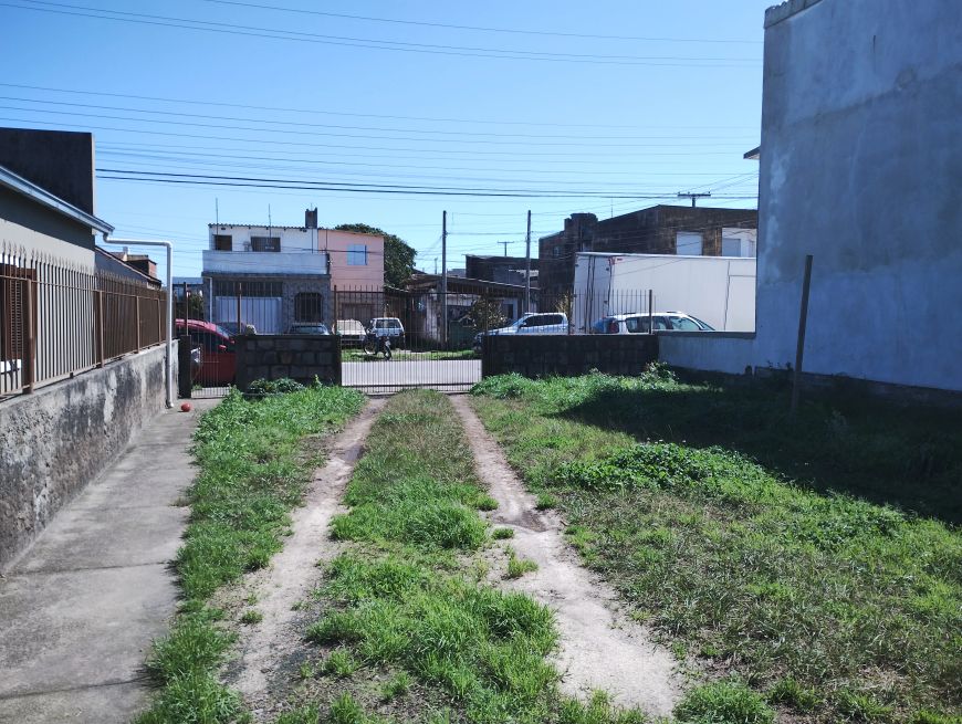 Imóvel para venda possui 425 metros quadrados em Fragata - Pelotas - RS