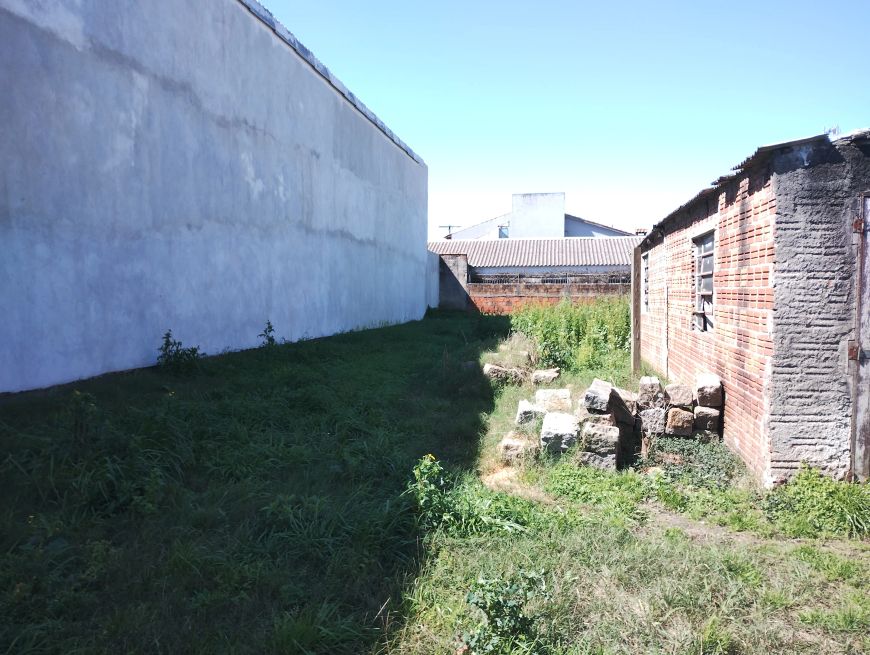 Imóvel para venda possui 425 metros quadrados em Fragata - Pelotas - RS