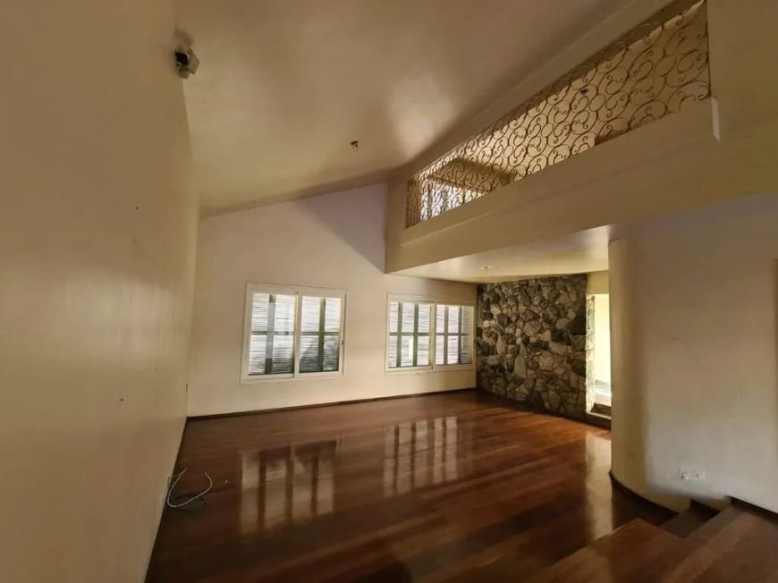 Casa à venda em Três Vendas, Pelotas/RS, com 3 dormitórios, 1 suíte, 345 m² de área útil, 1 banheir